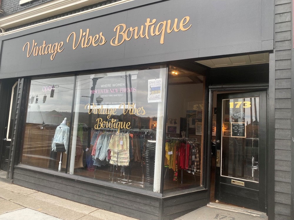 Vintage Vibes boutique
